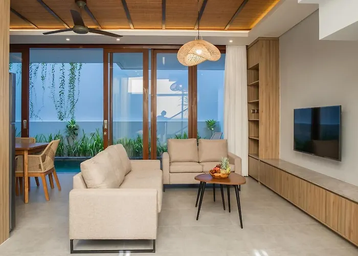 Villa Solaris By Tasvan *