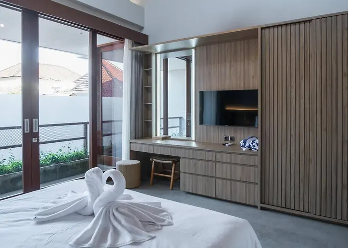 Villa Solaris By Tasvan *