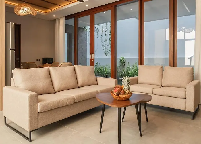 Villa Solaris By Tasvan